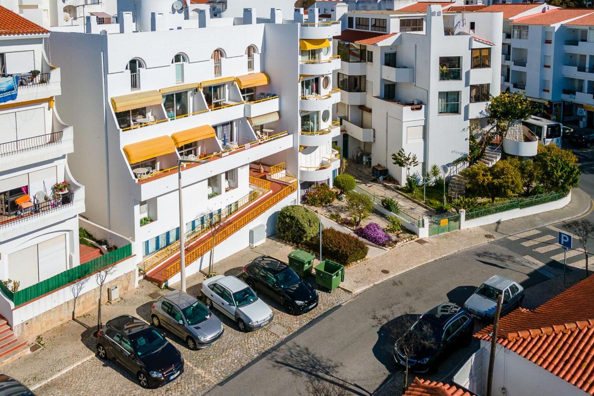 Typical T2 In Albufeira W/ Balcony By Lovelystay Extérieur photo