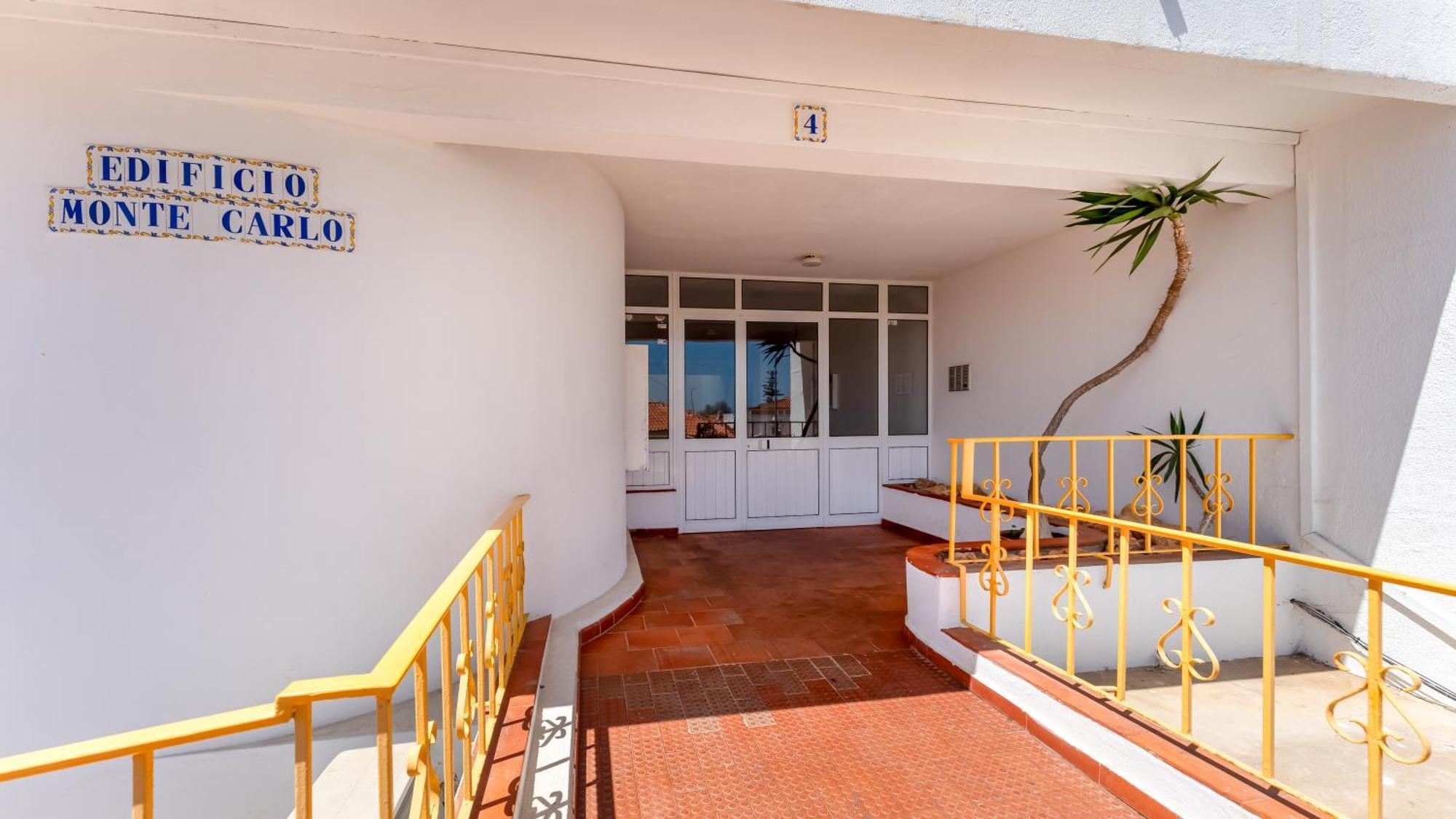 Typical T2 In Albufeira W/ Balcony By Lovelystay Extérieur photo